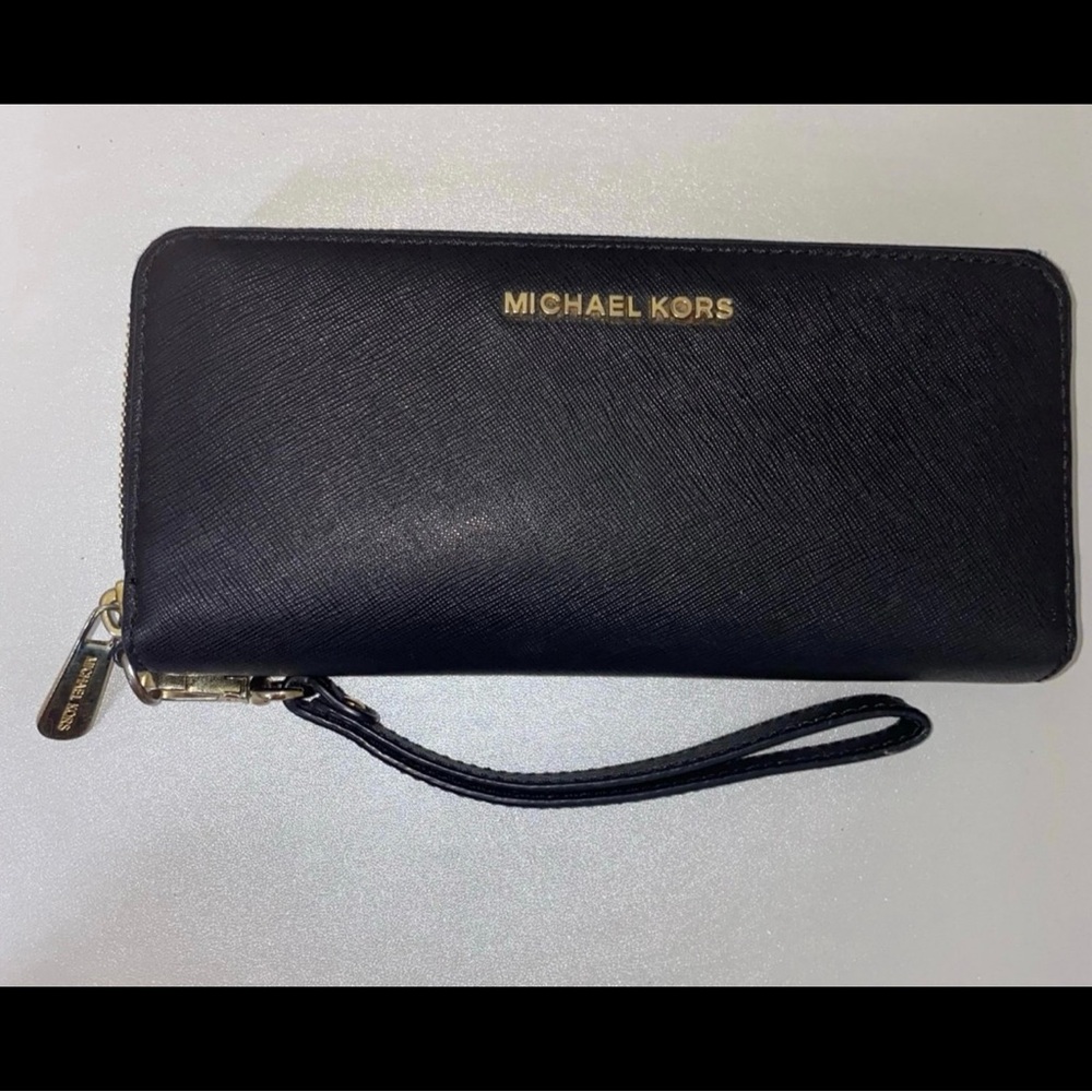 Michael Kors Wristlet black wallet gold hardware